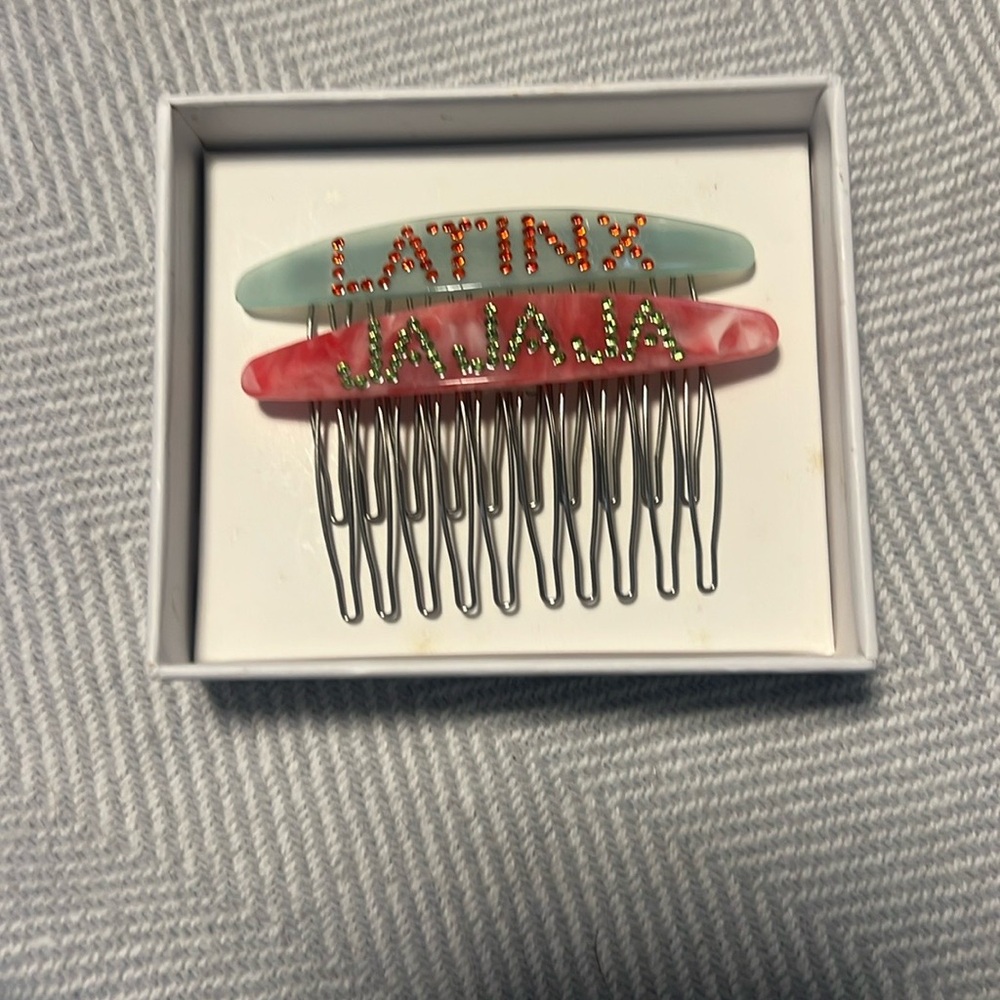 Latinx Ceremonia Hair Accessory sparkly peinetas - Picture 3 of 6